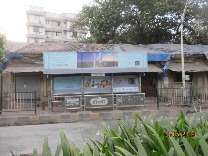 Bus Queue Shelter - G. D. Ambedkar Road - Spring Mill,   Naigaon,   Mumbai,   Maharashtra