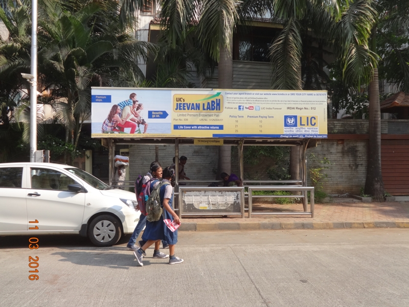 Bus Queue Shelter - Parmeshwaran Marg - SIWS College,   Wadala,   Mumbai,   Maharashtra