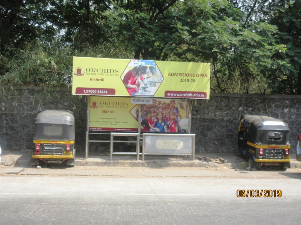 Bus Queue Shelter - Nr,  Sai Care Travel Office - Mahapalika Udyan,   Powai,   Mumbai,   Maharashtra