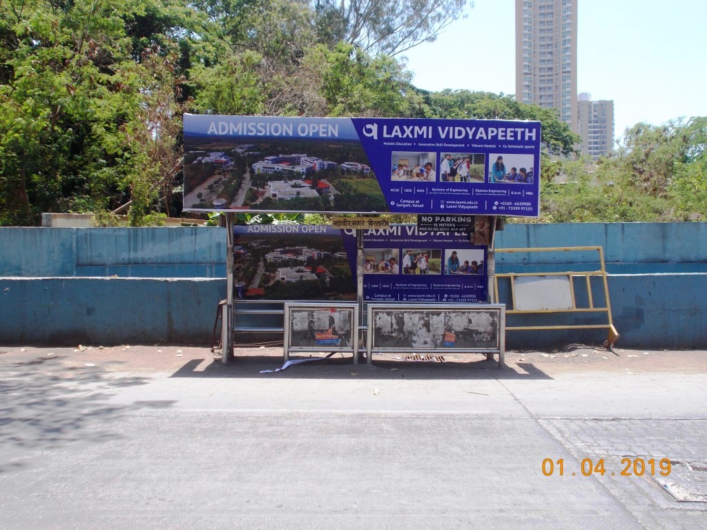 Bus Queue Shelter - Opp Kalpavruksha Garden - Mahavir Nagar Extension,   Kandivali West,   Mumbai,   Maharashtra