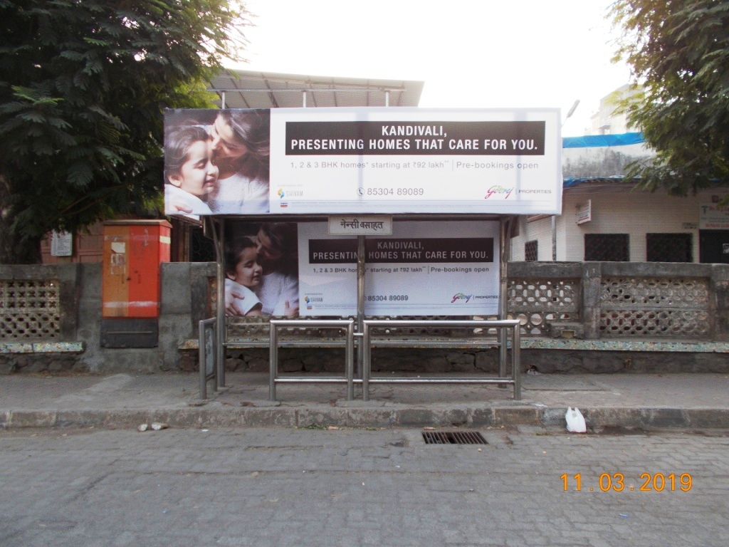 Bus Queue Shelter - - Nancy Colony,   Borivali East,   Mumbai,   Maharashtra