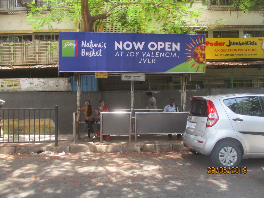 Bus Queue Shelter - - Model Town,   Andheri East,   Mumbai,   Maharashtra