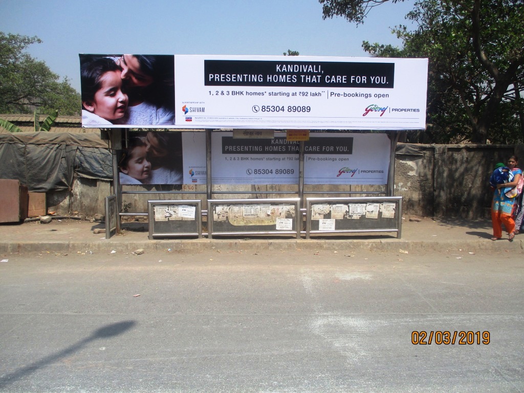 Bus Queue Shelter - - Seepz Village,   Andheri East,   Mumbai,   Maharashtra