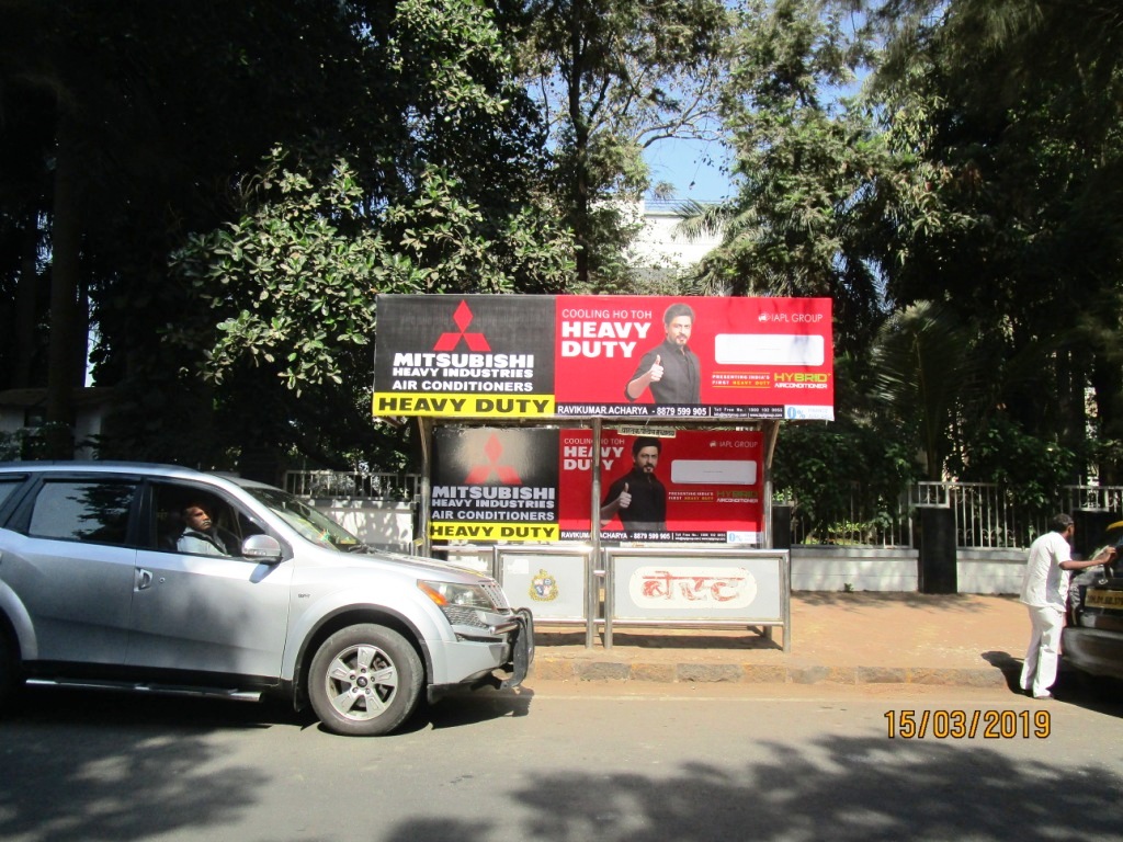 Bus Queue Shelter - - Police Quarters,   Worli,   Mumbai,   Maharashtra