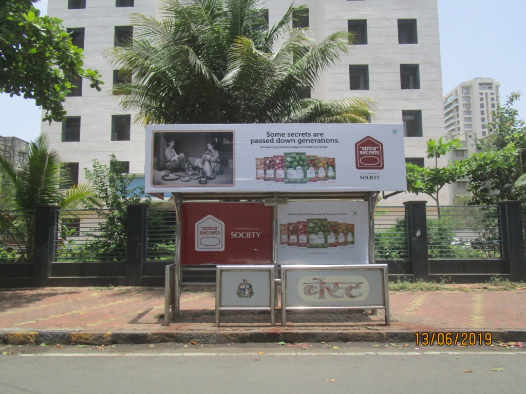 Bus Queue Shelter - Outside Rto - Vanganga Building,   Worli,   Mumbai,   Maharashtra