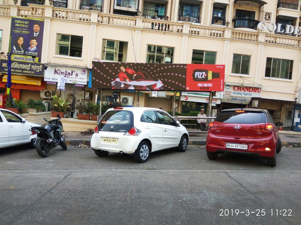 Bus Queue Shelter - - Vasant Garden,   Mulund West,   Mumbai,   Maharashtra