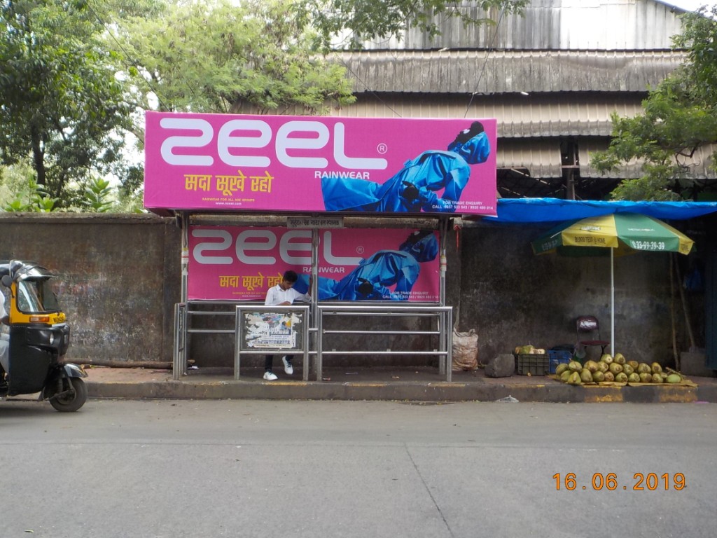 Bus Queue Shelter - - Mulund Bus Stn.,   Mulund West,   Mumbai,   Maharashtra