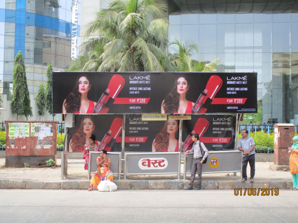 Bus Queue Shelter - - Babasaheb Worlikar Chowk,   Worli,   Mumbai,   Maharashtra