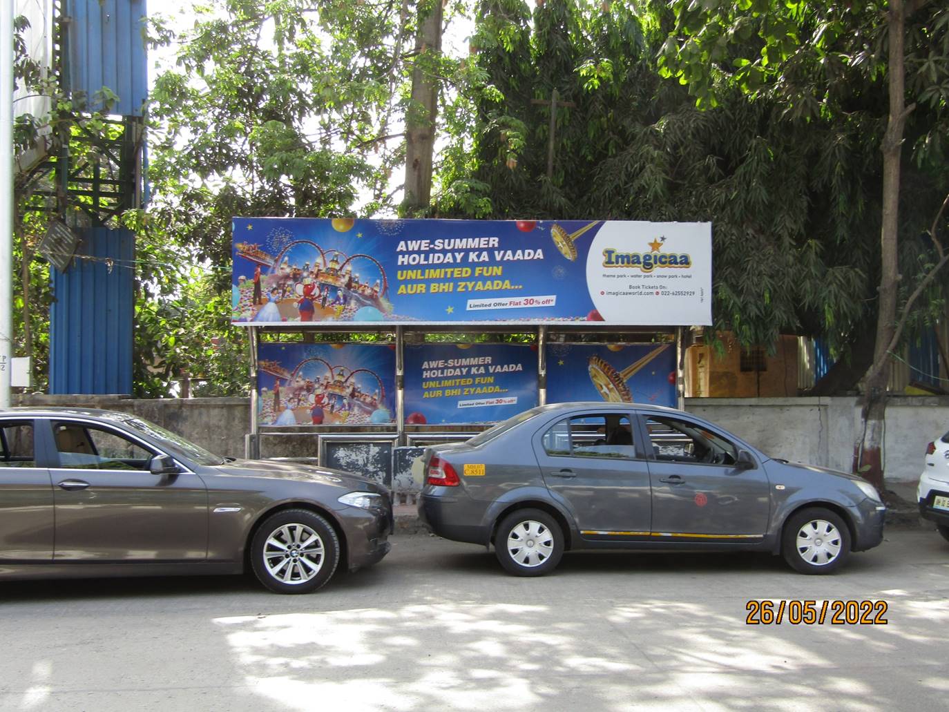 Bus Queue Shelter - Tulsi pipe road - Tulsi Pipe Rd Nr Phoenix Mills,  Lower Parel (Ambika mill),   Lower Parel,   Mumbai,   Maharashtra