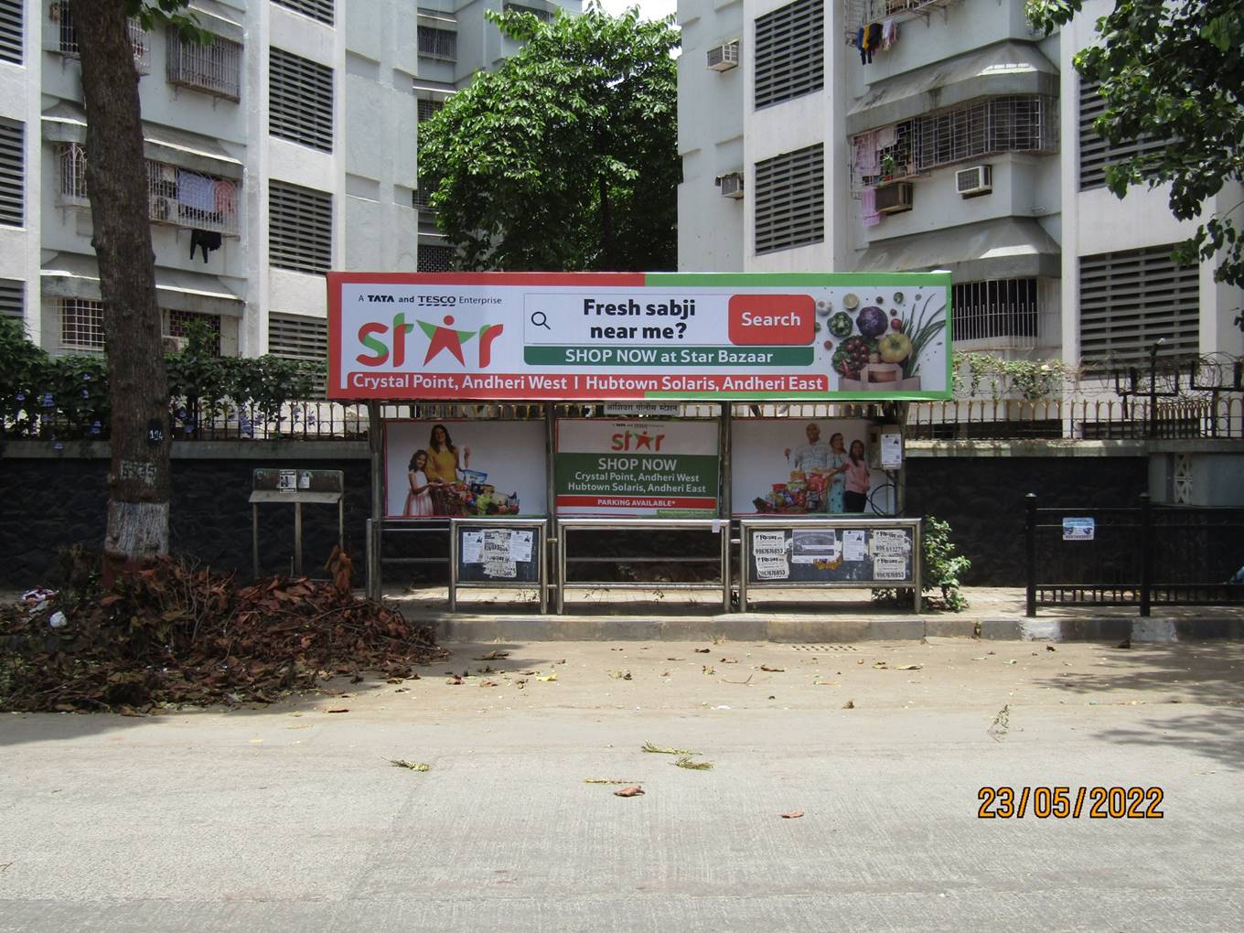 Bus Queue Shelter - Bus Station - Oshiwara Police 
Thane,   Andheri W,   Mumbai,   Maharashtra