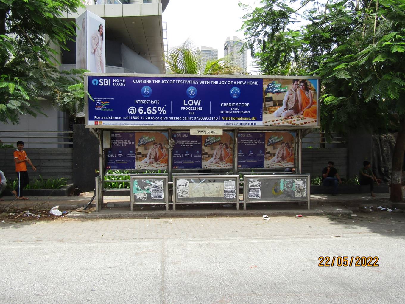 Bus Queue Shelter - Nagputra Yogiraj Marg - Malad Depot o/s infinity gate no.2,   Malad W,   Mumbai,   Maharashtra