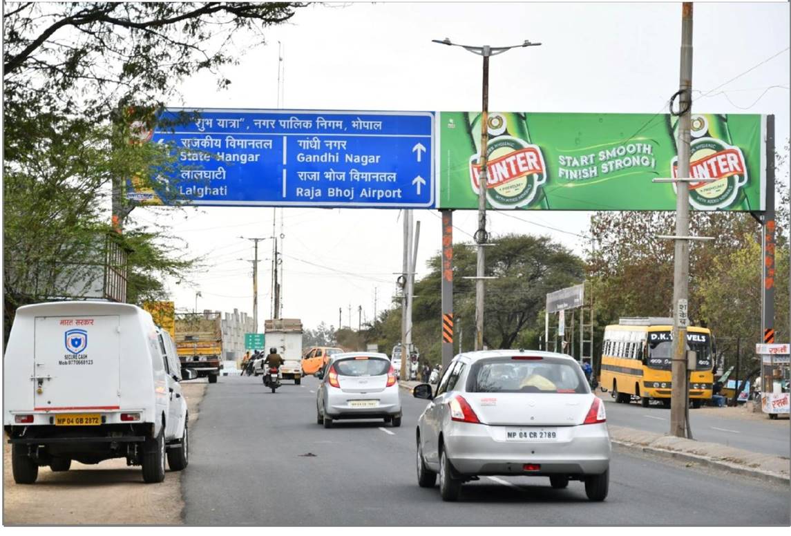 Gantry - Gandhinagar Asaram Tiraha,  Ayodhya Bypass near Airport towards Airport, Bhopal, Madhya Pradesh