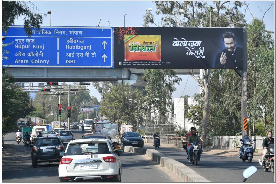 Gantry - Habibganj Underbridge towards ISBT, Bhopal, Madhya Pradesh