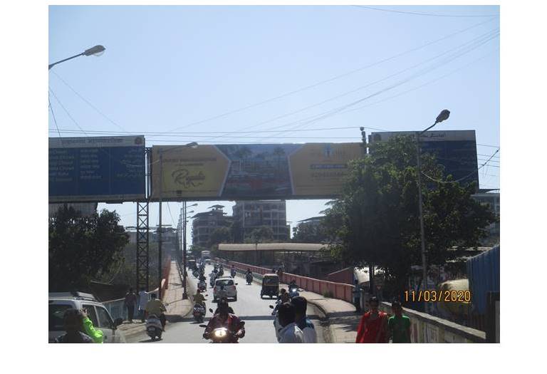 Gantry - Unr.Ot Bridge - facing Unr-3,   kalyan,   Mumbai,   Maharashtra