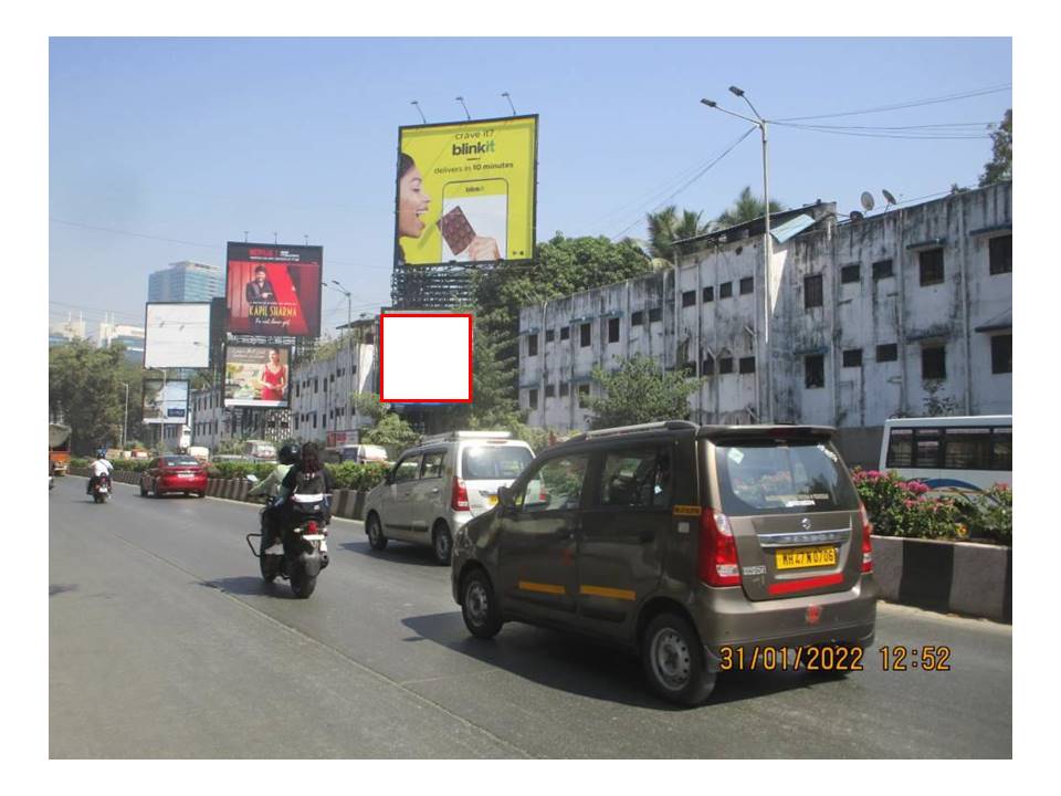 hoarding - Lower Parel Opp Paladium Mall -E/T - Opp Paladium Mall,   Lower Parel,   Mumbai,   Maharashtra