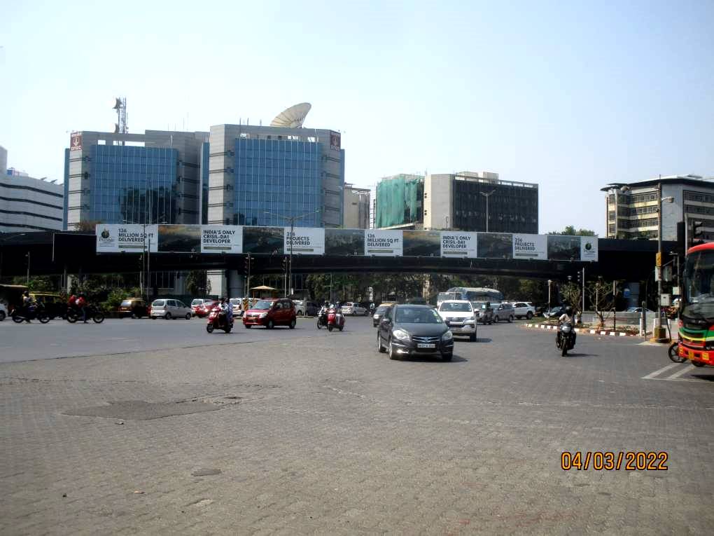 hoarding - Bandra Highway at Kalanagar Junction fcg Sion T Junction and BKC-E/T - nr fcg Sion T Junction,   Bandra,   Mumbai,   Maharashtra
