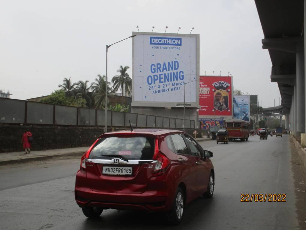 hoarding - Andheri Link Road Chitrakoot Ground trf going towards JVPD - 2-M/T - towards JVPD,   Andheri,   Mumbai,   Maharashtra