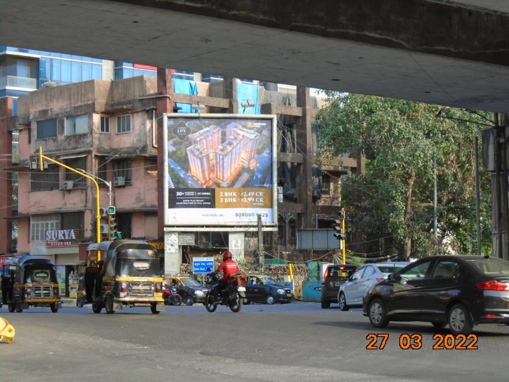 hoarding - Andheri Highway Nr Bahar Cinema fcg trf going to International Airport-M/T - Nr Bahar Cinema,   Andheri,   Mumbai,   Maharashtra