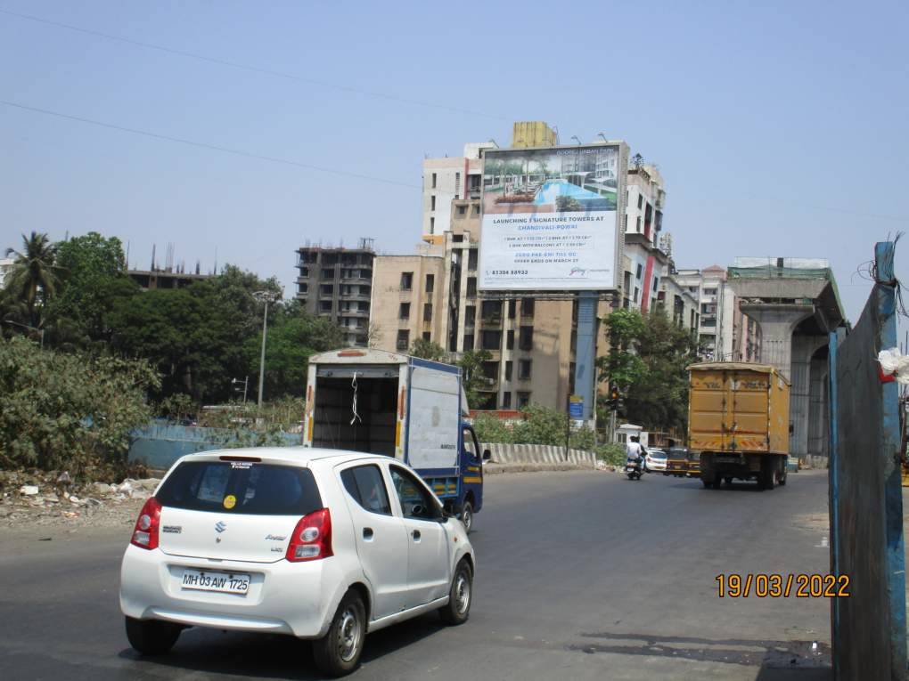 hoarding - Chembur Chedanagar Junction Eastern Express highway LHS-E/T - nr Chedanagar,   Chembur,   Mumbai,   Maharashtra