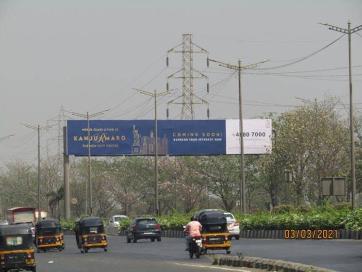 Gantry - At EEH 1 km before Godrej Vikhroli Project -TFT Sion to Mulund - towards vikhroli,   EEH-GHATKOPAR/MULUND,   Mumbai,   Maharashtra