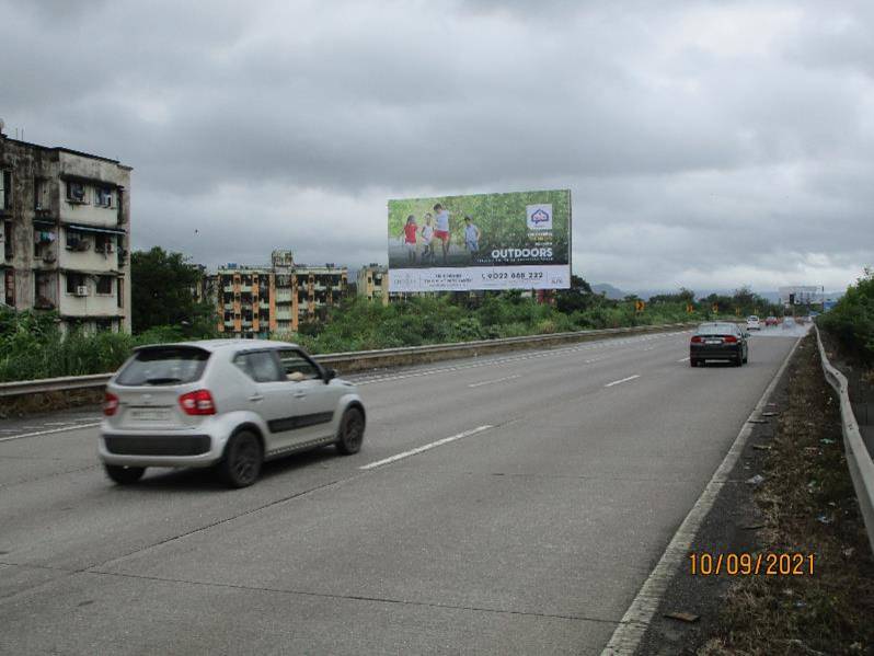 Billboard - Sukhapur Village 4 kms Before Shedung Exit TFT Mumbai to Pune- TFT Mumbai to Pune - Before Shedung Exit,   Mumbai Pune Express Highway,   Mumbai,   Maharashtra