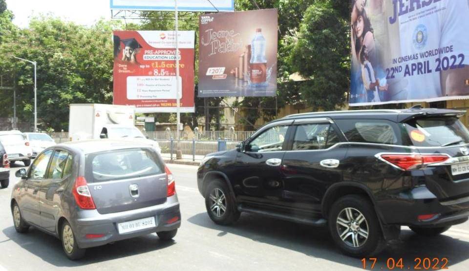 Hoarding - On Tilak Bridge Towards TT RHS-M/T - towards dadar,   Dadar,   Mumbai,   Maharashtra