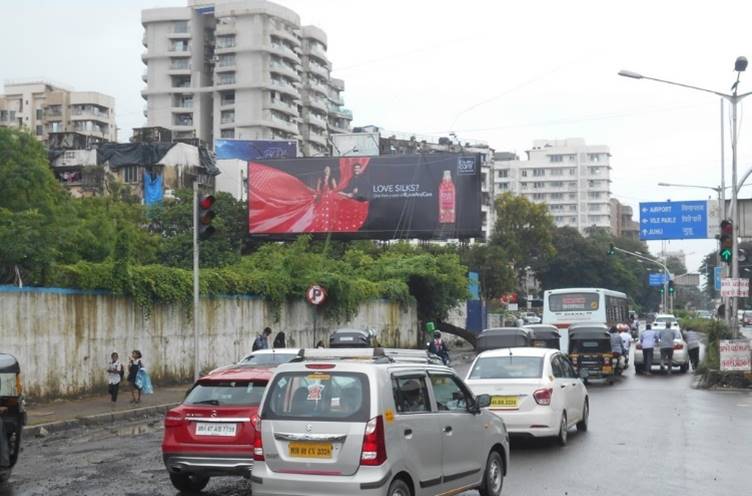 Hoarding - At JVPD Circle-M/T - near jpvd circle,   Juhu,   Mumbai,   Maharashtra