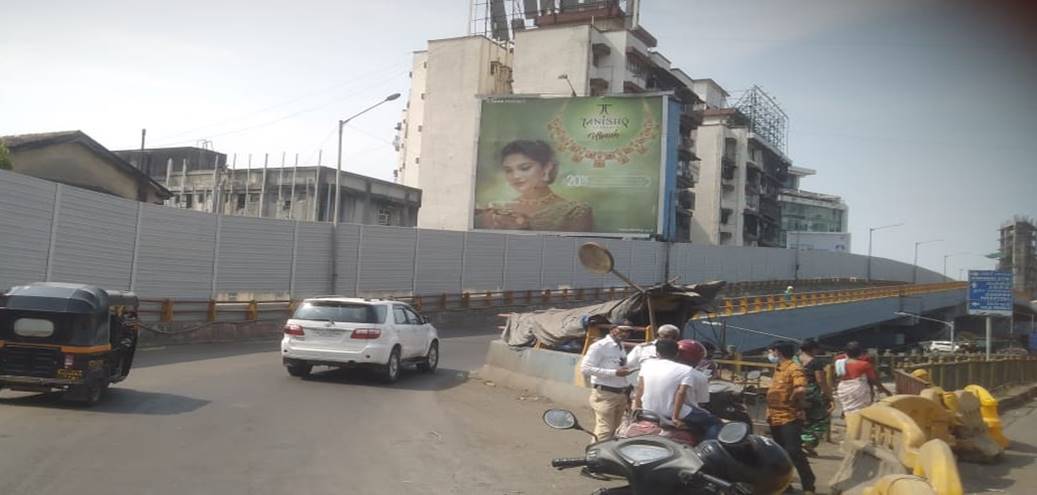 Hoarding - Andheri Flyover - Bharucha Colony-E/T - near Bharucha Colony,   Andheri,   Mumbai,   Maharashtra