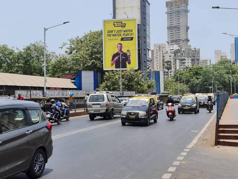 Billboard - Dadar Tilak Bridge E to W Tilak Bridge Close to Plaza Cinema-ET - Close to Plaza Cinema,   dadar,   Mumbai,   Maharashtra