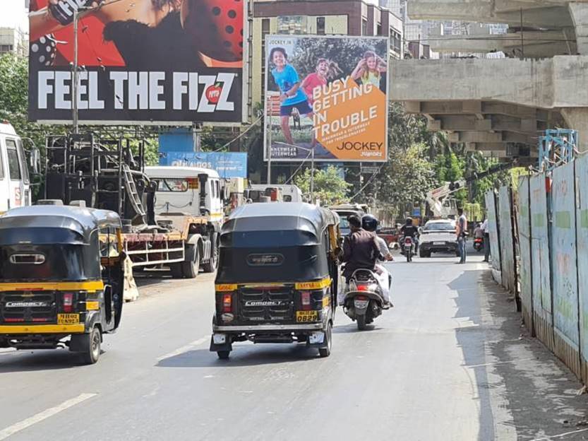 Billboard - Andheri Lokhandwala ( Near Kamat club) 2nd Site-ET - Near Kamat club,   andheri,   Mumbai,   Maharashtra