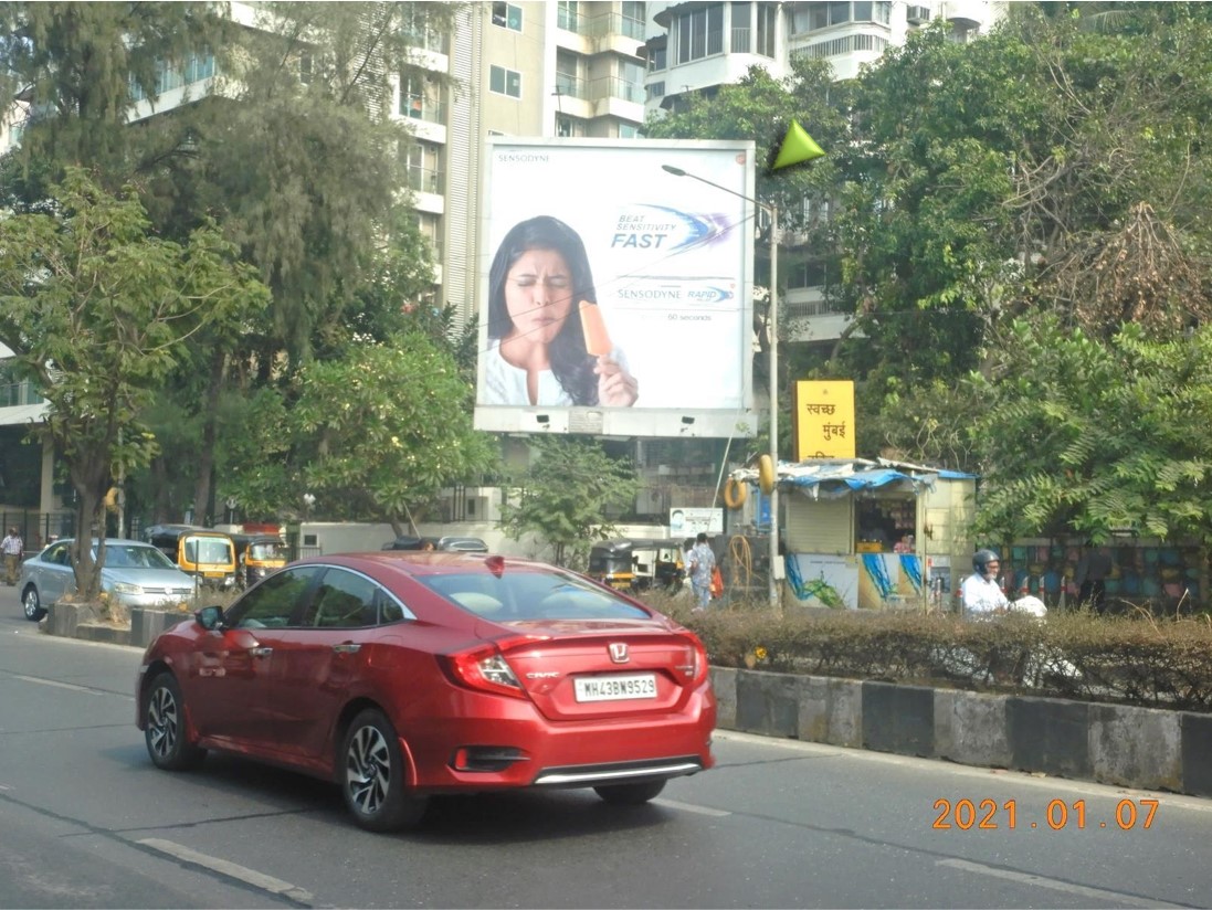 Billboard - S V Road Vile Parle (LIC) - Outside LIC Office,   andheri,   Mumbai,   Maharashtra