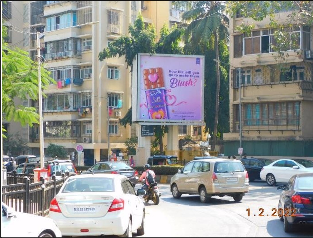 Billboard - Juhu Tara Road T Junction - Near SNDT College,   andheri,   Mumbai,   Maharashtra