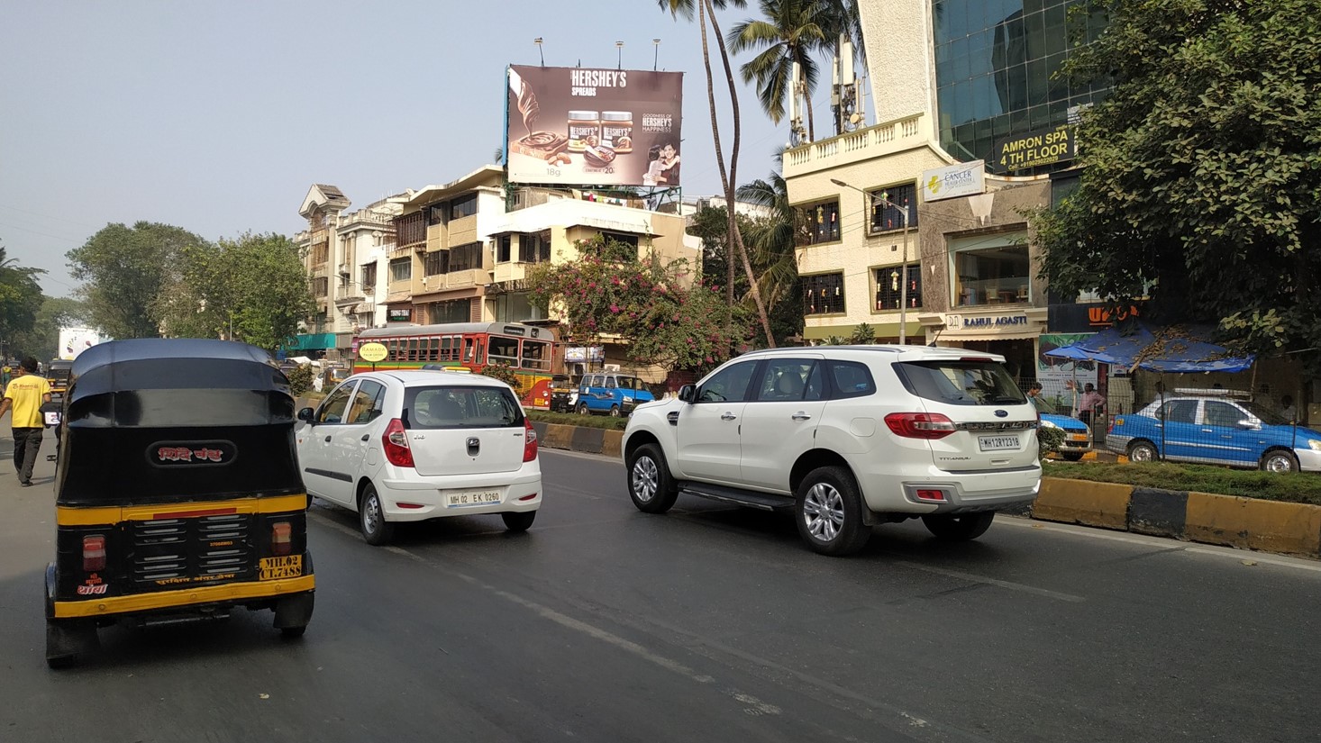 Hoarding - Juhu Opp JW Marriott Hotel - Opp. J.W Marriot & Tulip Star Hotel,   Andheri,   Mumbai,   Maharashtra