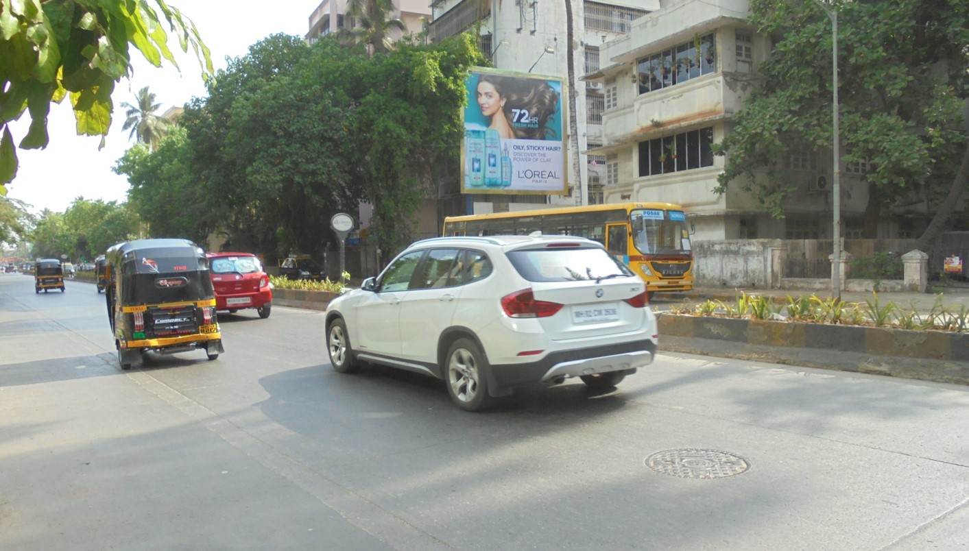 Hoarding - Santacruz Linking Rd - Opp. Vero Moda & Being Human,   Andheri,   Mumbai,   Maharashtra