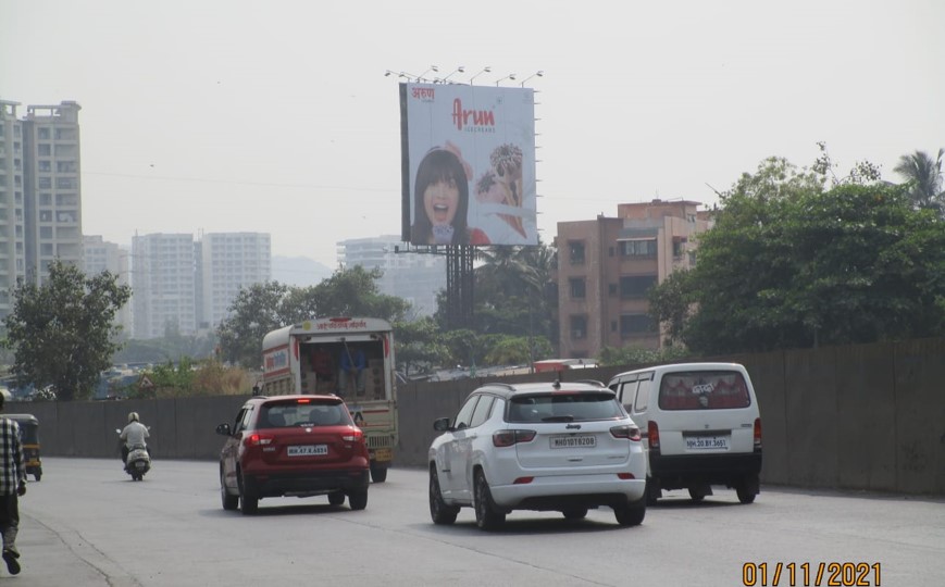 Hoarding - Mankhurd Link Road - Towards Eastern Freeway Junction & Vashi,   Dadar,   Mumbai,   Maharashtra