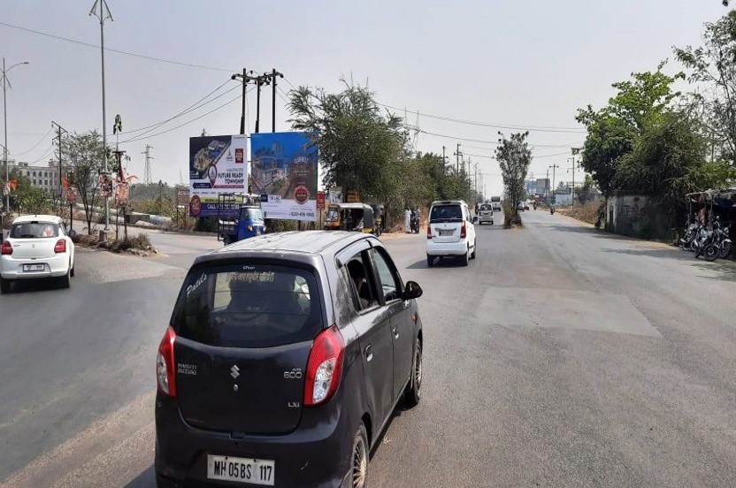 Hoarding - T Junction - T Junction,   Ambernath(W),   Mumbai,   Maharashtra