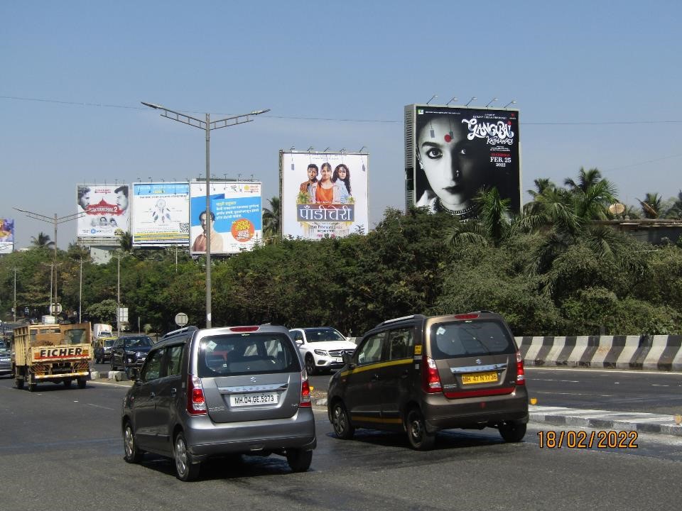 Hoarding - Bandra - Near Thackeray Bridge,   Thane,   Thane,   Maharashtra