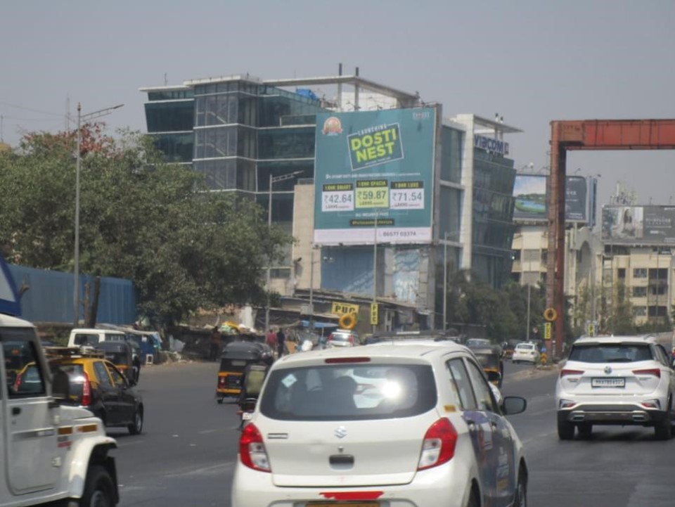 Hoarding - Vileparle-Andheri - on W.E.Highway Near Jog F.O.B No.3,   Thane,   Thane,   Maharashtra