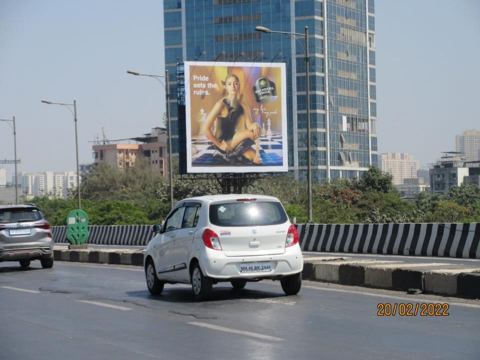 Hoarding - Cadbury Flyover Opp.Korum Mall going towards Majiwada- RHS - Cadbury Flyover Opp.Korum Mall going towards Majiwada- RHS,   Thane,   Thane,   Maharashtra