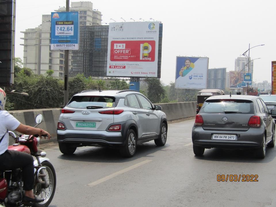 Hoarding - Kapurbawdi Flyover Going towards Cadbury / Teen Hath Naka - Kapurbawdi Flyover Going towards Cadbury / Teen Hath Naka,   Thane,   Thane,   Maharashtra