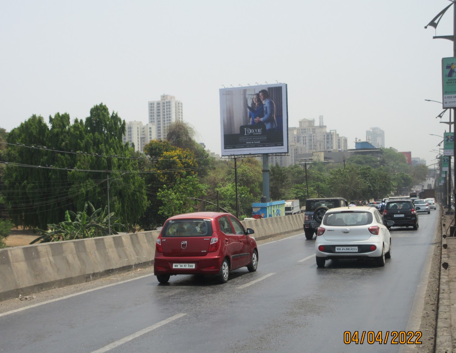 Hoarding - Opp.Dosti Project Manpada Flyover going towards Kapurbawdi - Opp.Dosti Project Manpada Flyover going towards Kapurbawdi,   Thane,   Thane,   Maharashtra