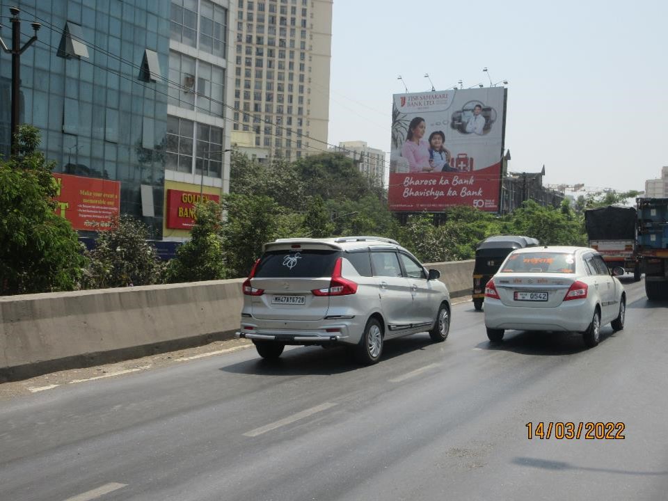 Hoarding - Waghbill Flyover Going towards Patlipada - Waghbill Flyover Going towards Patlipada,   Thane,   Thane,   Maharashtra