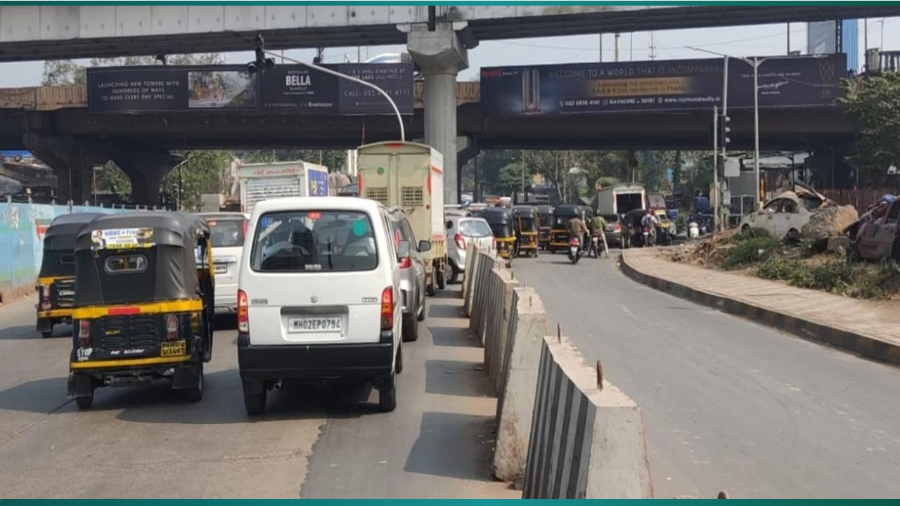 Gantry - JVLR JUNCTION RHS - Towards Andheri WEH,   ANDHERI,   MUMBAI,   Maharashtra