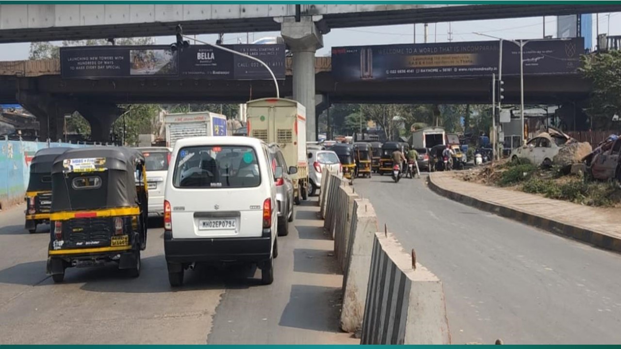 Gantry - JVLR JUNCTION LHS - Towards Borivali & Powai WEH,   Borivali,   MUMBAI,   Maharashtra