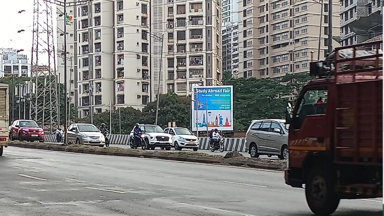 Hoarding - WEH Malad Pathanwadi opp metro st - Towards Borivali,   Malad,   MUMBAI,   Maharashtra