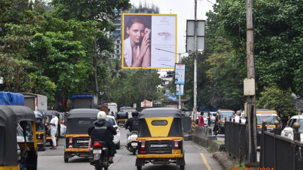 Hoarding - FTF Thane LBS Rd, Teen Petrol Pump,  Hariniwas Circle Towards Teen Hath Naka,  Mulund,  LBS Road Area,   Thane,   Thane,   Maharashtra