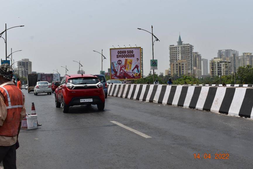 Hoarding - FTF Thane G B Rd towards Thane & Mumbai etc,   Thane,   Thane,   Maharashtra