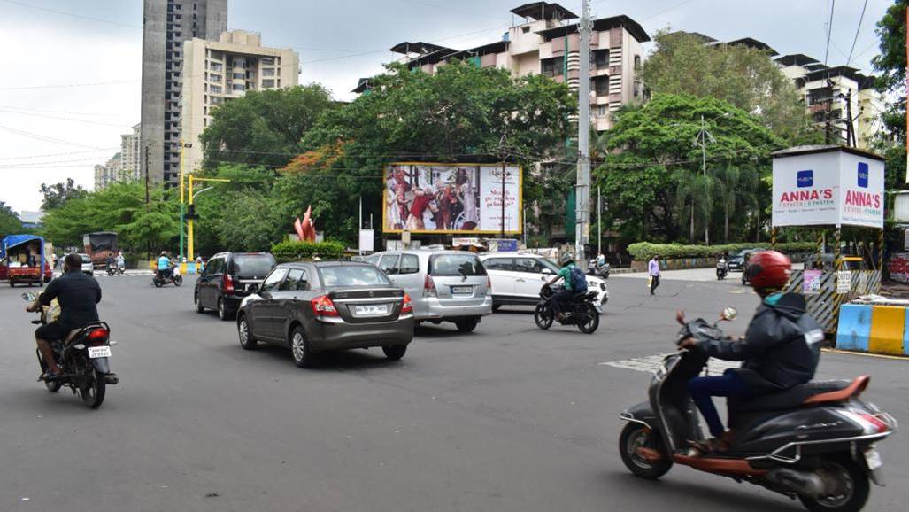 Hoarding - FTF Majiwada Pokharan Road No 02 & Gandhi Nagar Towards Hiranandani Meadows,  etc,   Thane,   Thane,   Maharashtra