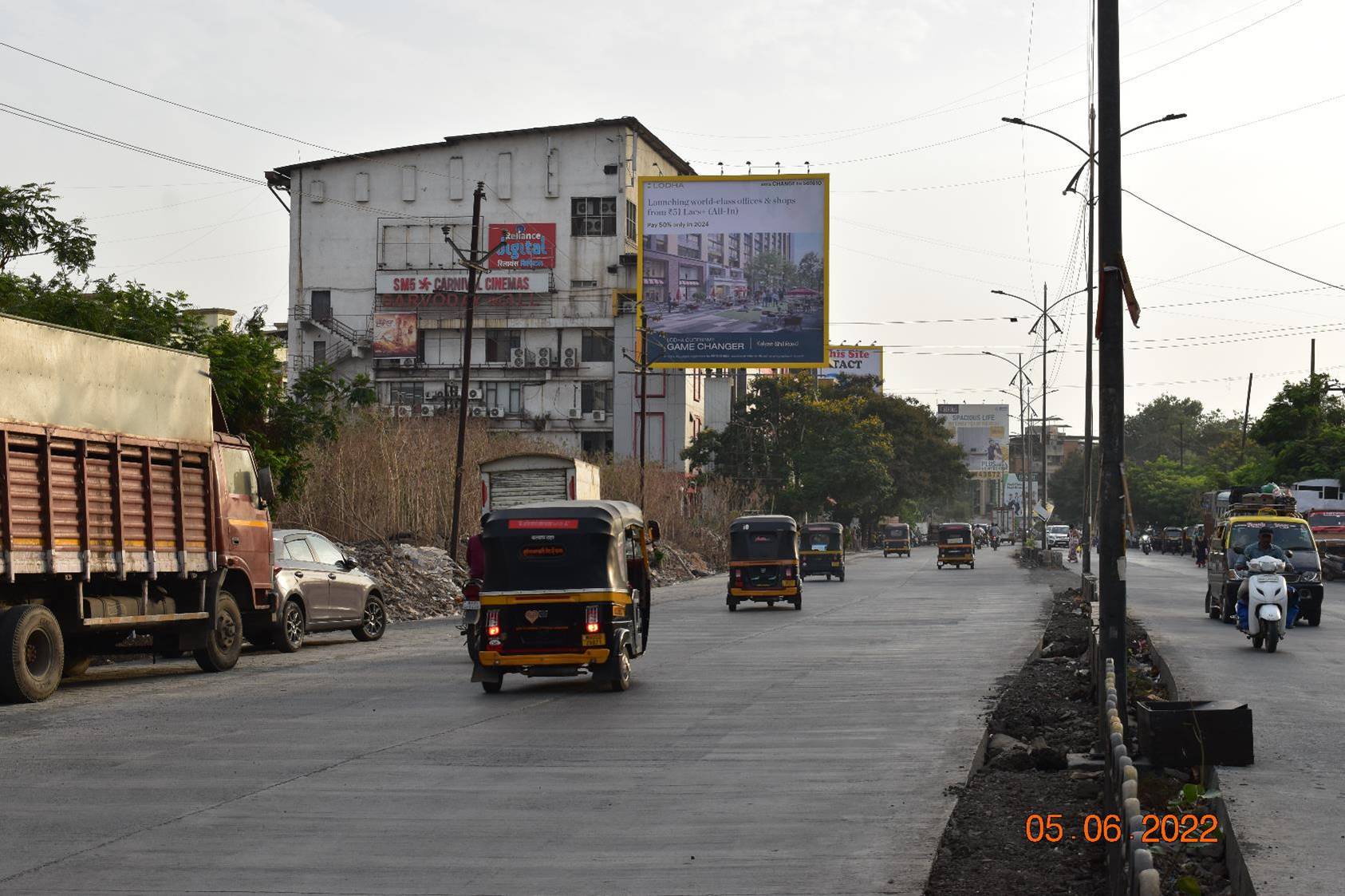 Hoarding - FTF Kalyan Station,  Sahajanad Chowk,  Towards Dombivali Shil RD Vashi,  etc,   Kalyan,   Kalyan,   Maharashtra