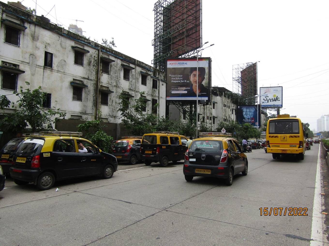 Hoarding - Lower Parel Opp Palladium (1st ),   Lower Parel,   Mumbai,   Maharashtra